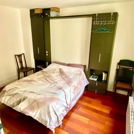 Oda ve Kahvaltı Montmartre Village 3*